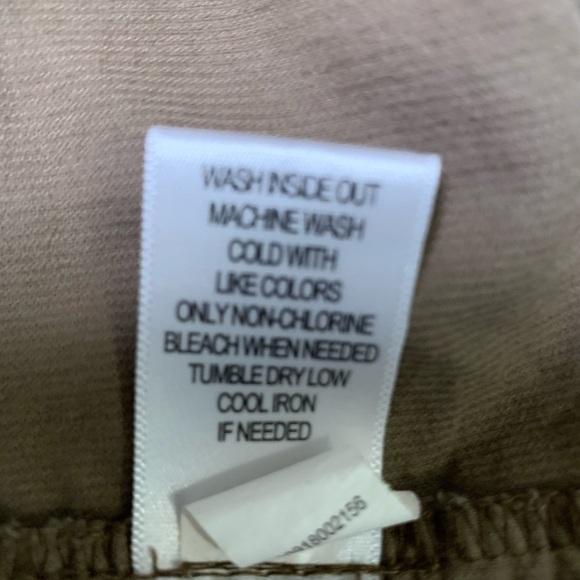 Sonoma Woman’s Brown Corduroy Button Down Shirt- Size S - Picture 10 of 10